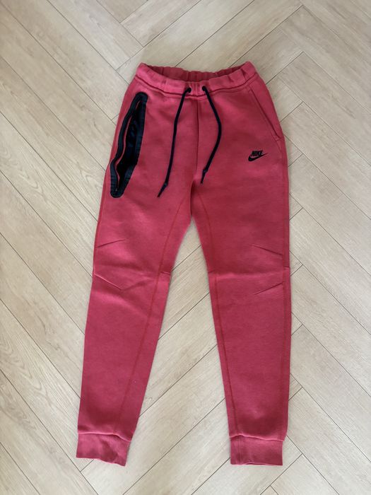 Штаны nike tech red