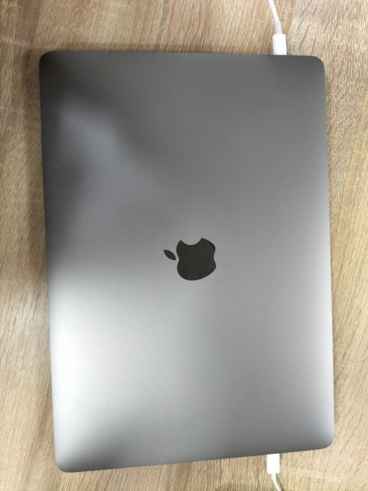 MacBook Pro 512/16 Core i5