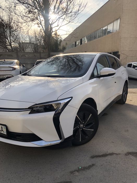 Buick Velite 6 2024 probeg 95 000km