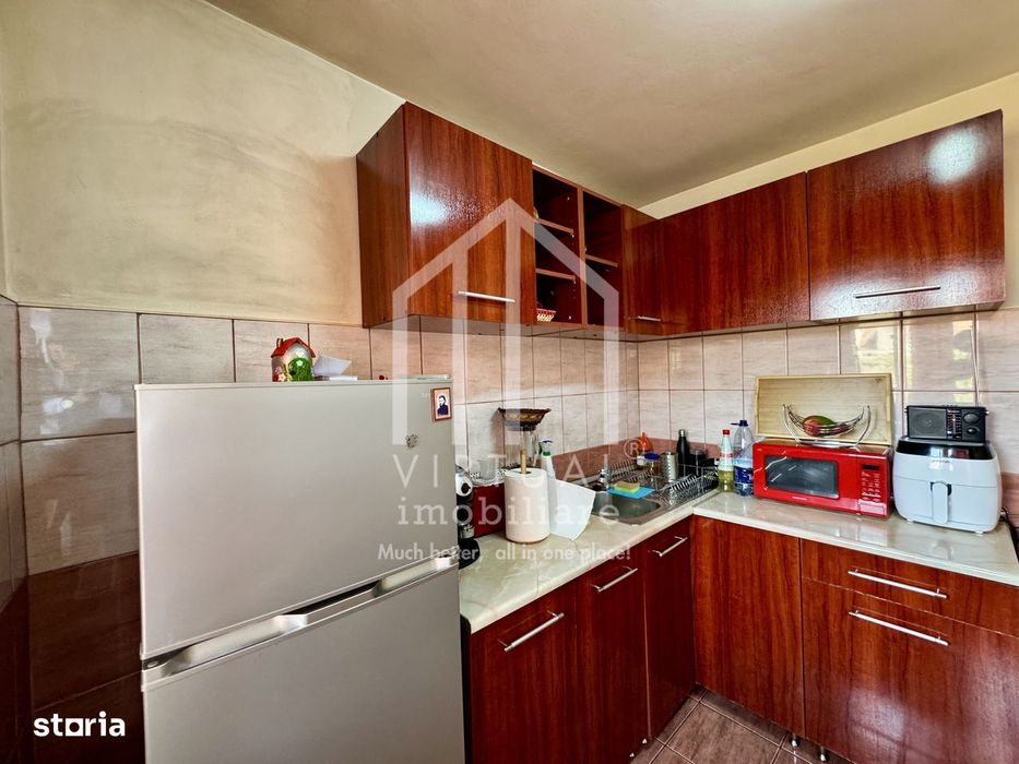 Apartament cu 2 camere, 44mp utili + 2 balcoane, boxa  - Zona Centrala