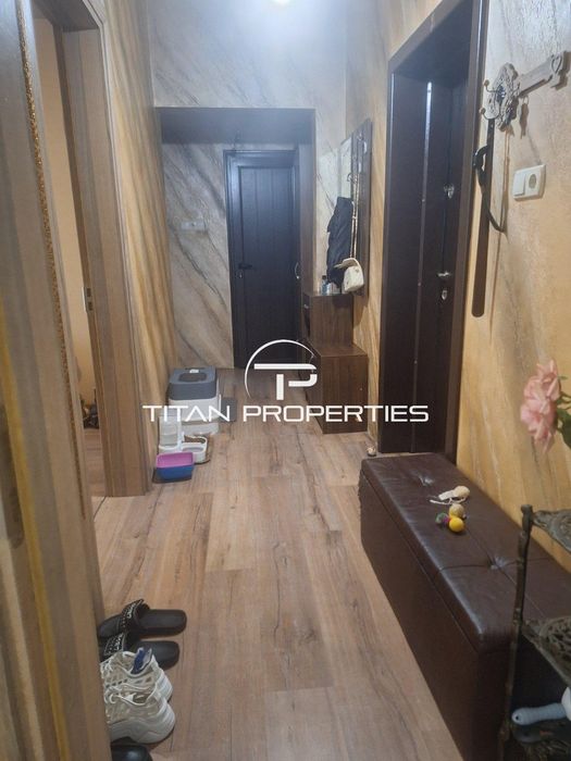 Продава се Тристаен апартамент в Пловдив, Младежки Хълм - 82 кв.м за 3049 €/кв.м - Снимка #4
