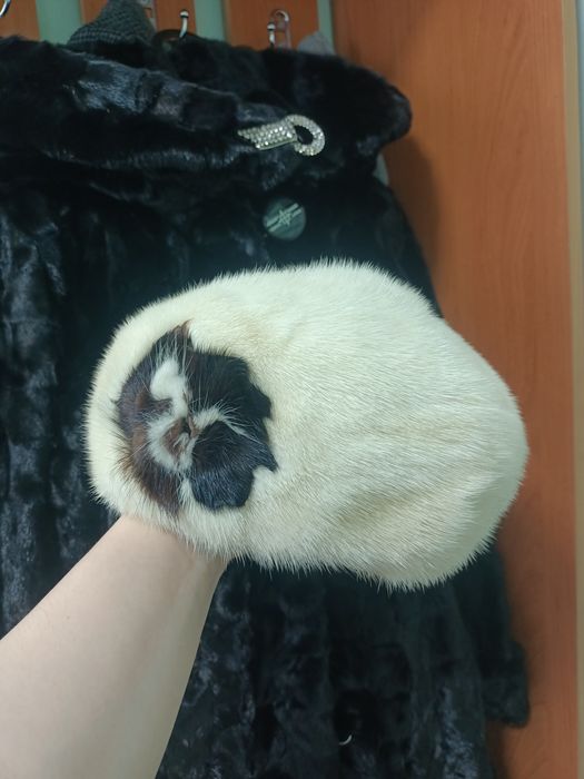 Продам норковый женский берет.