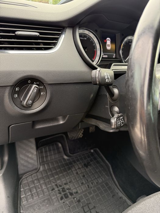 Vand skoda octavia 2019/ 143.000km REALI