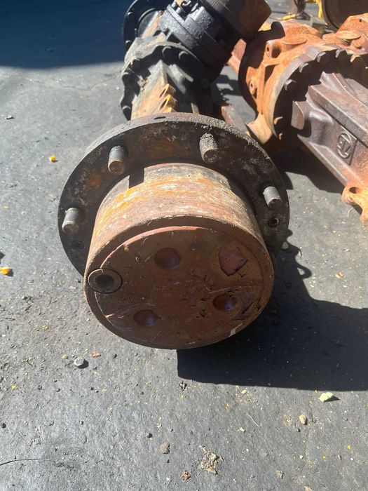 Axa (pereche) ZF AP-R720