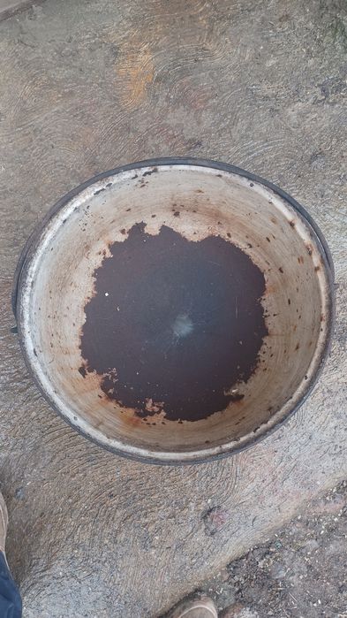 Vând ceaune (tuciuri)de fontă