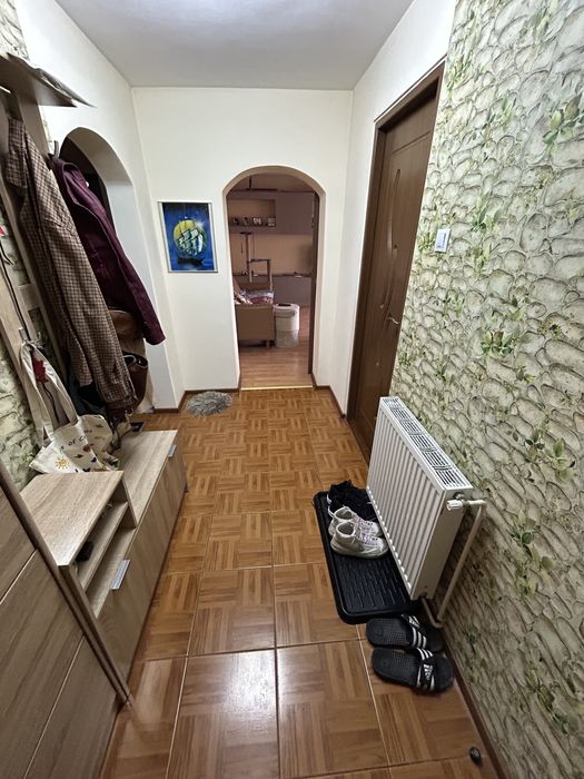 Vand apartament 4 camere Balotesti la 500m distanta de DN1