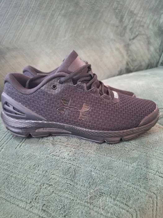 Маратонки Under Armour