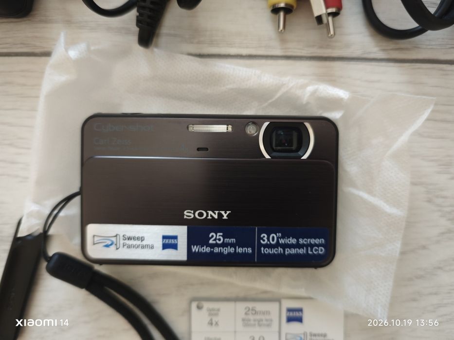 Sony Cyber-Shot DSC-T99