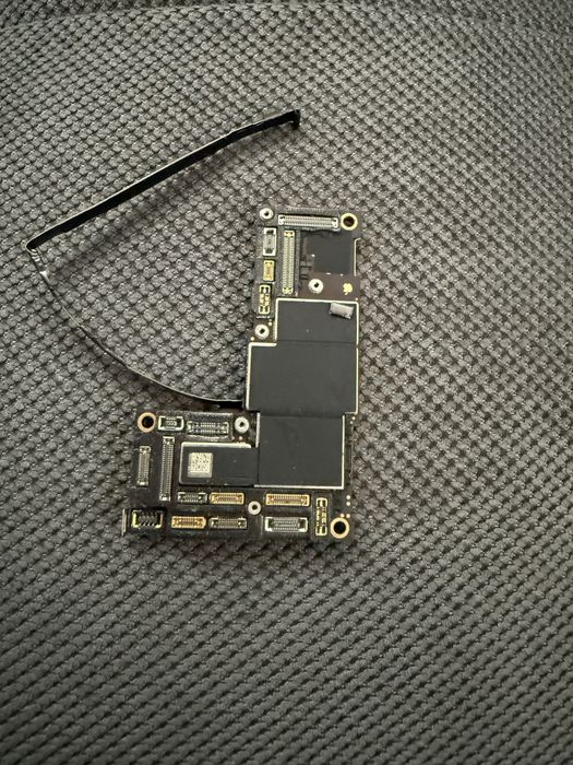 За Части Iphone 13 pro 12 pro Max