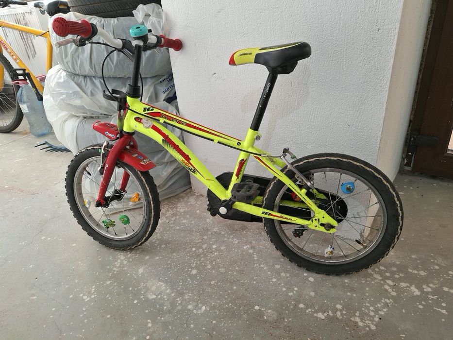 Vând bicicletă pentru copii