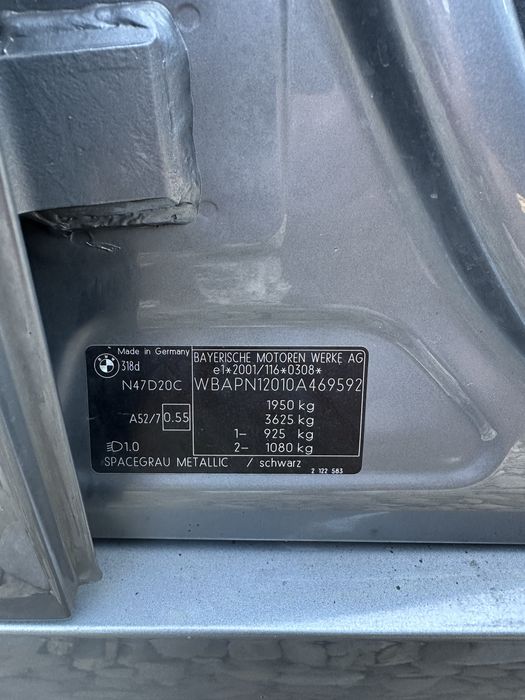 Dezmembrez Bmw 318d e90 LCI