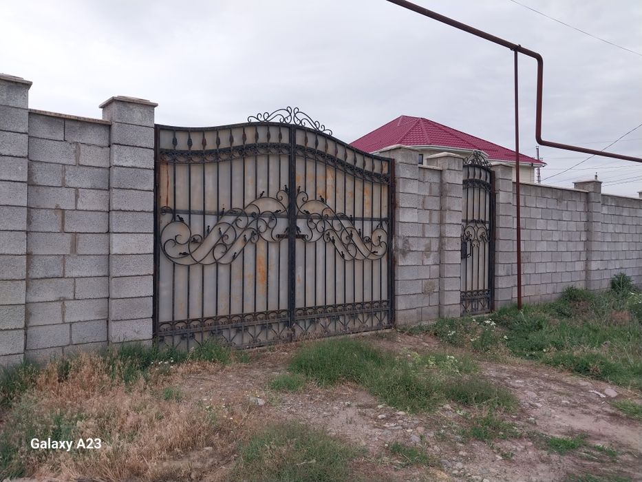 Продам варота из прочного материала.