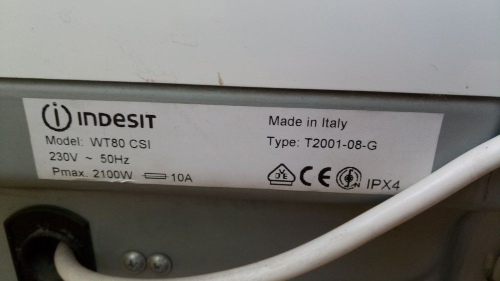 Продам стиральную машинку