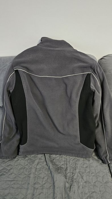 Geaca cu dubla față