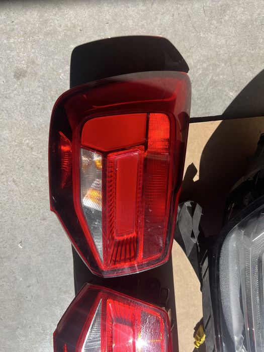 Audi Q2 81A фар/ стопове