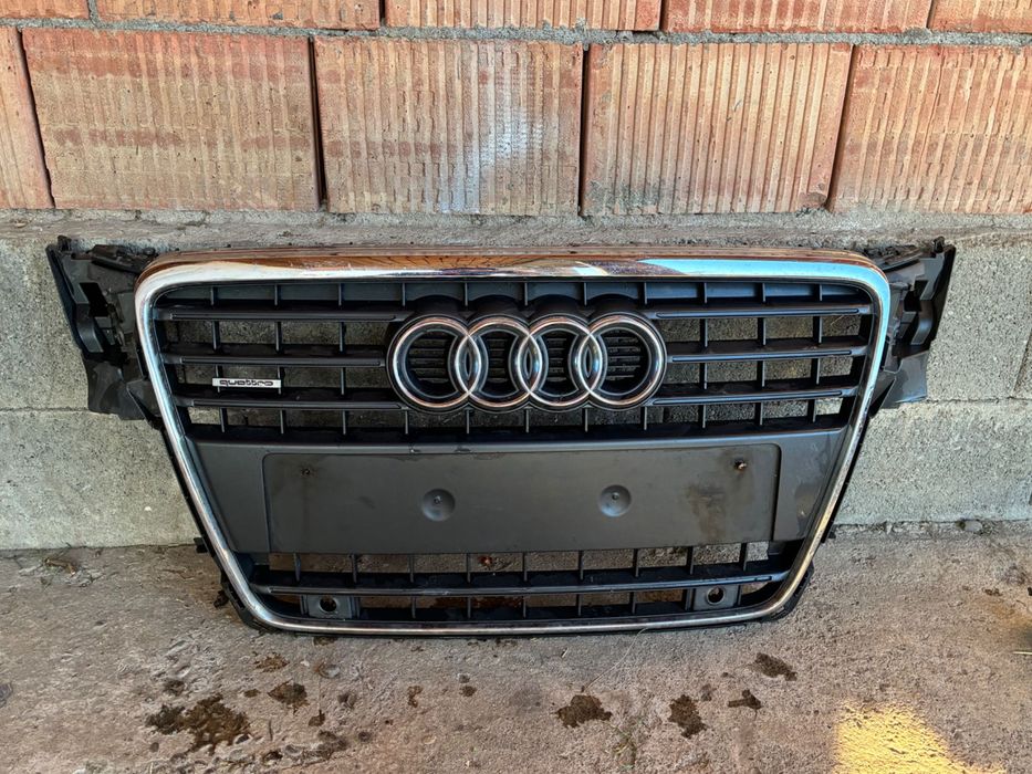 Grila fata Audi a4 b8