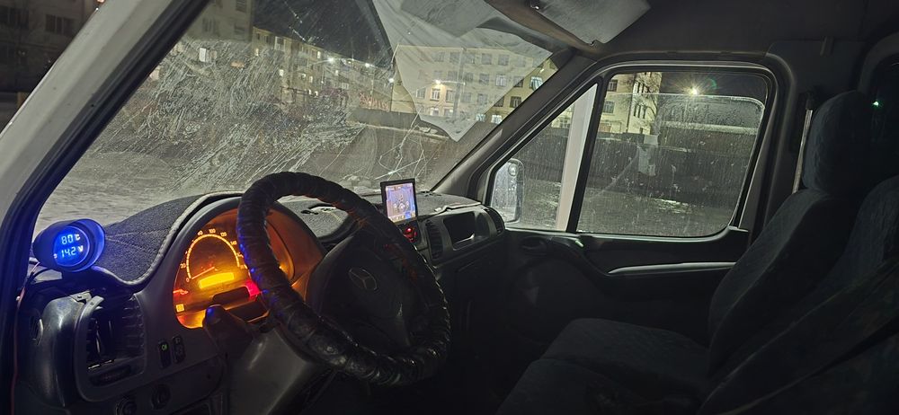 Мерседес спринтер