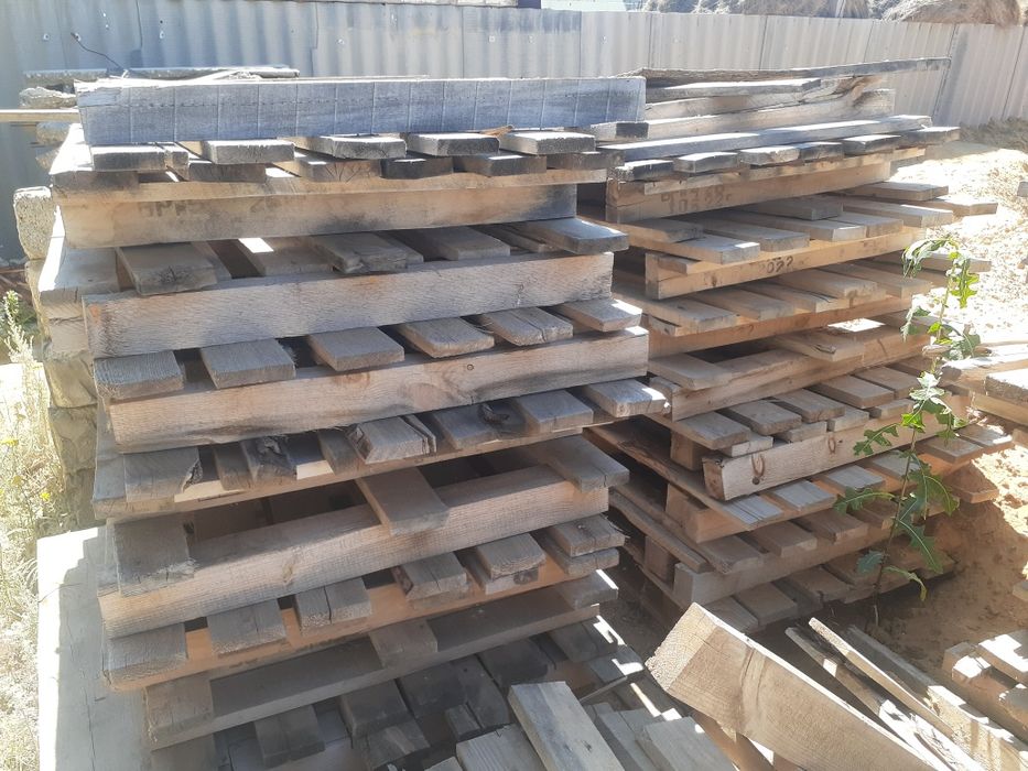 Продам поддоны по 1500тг.