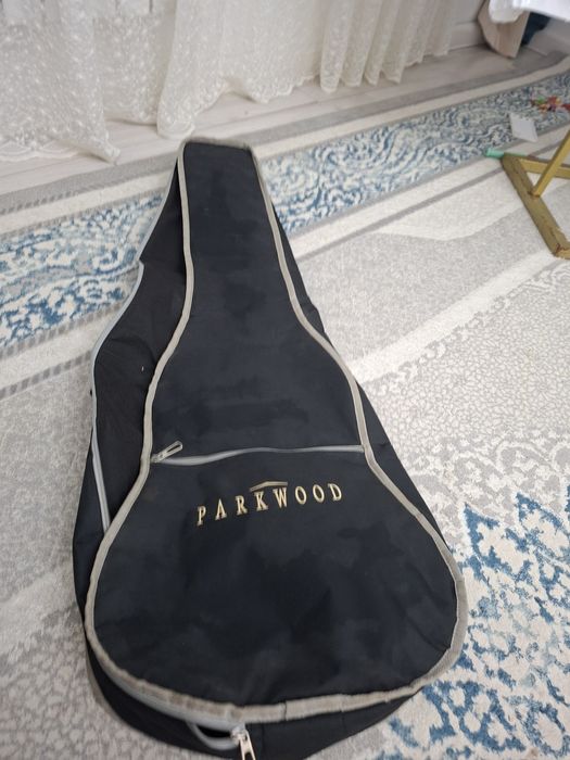 Гитара.         .