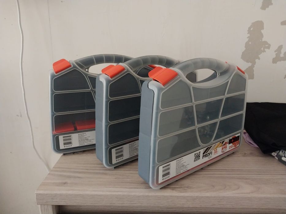 Ящик для аксесуаров