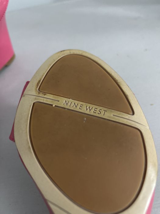 Sandale noi Nine West