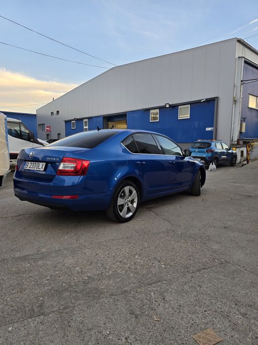 SKODA Octavia 2015 — imagine 4