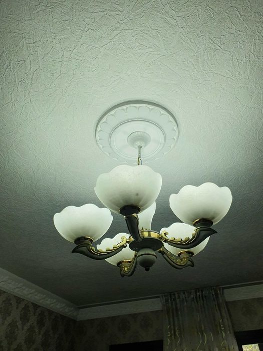 Люстра 5та потронли