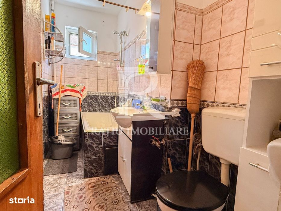 Apartament cu 3 Camere Decomandat | Aleea Călinului | Oradea