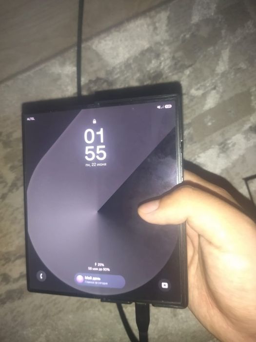 Z Fold 6 на 1 терабайт