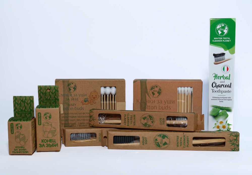 Избелваща паста за зъби + четки, комплект