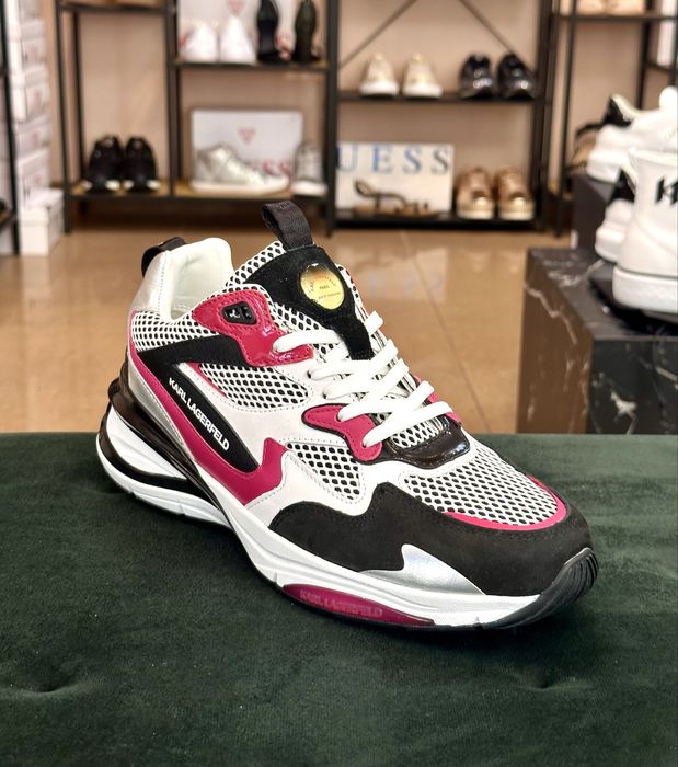 Дамски спортни обувки Karl Lagerfeld Spree с мрежа