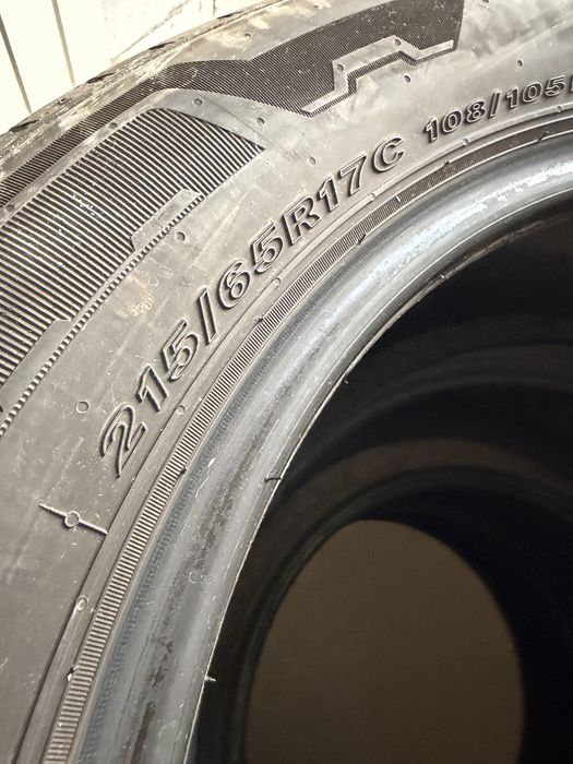 Резина летняя 215/65R17