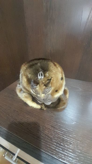 Продам шапку женскую