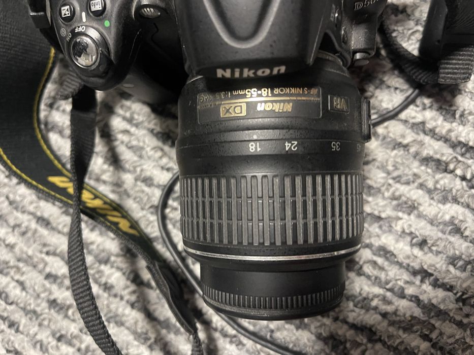 Nikon D5000 18-55mm Impecabil