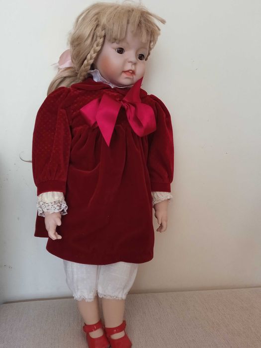 Кукла старинна 65 см порцеланова + дрехи