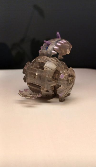 Bakugan Hydranoid Darkus Transparent 500G-RAR (cititi descrierea)