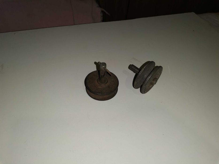 Ролики колёсики пластмассовые