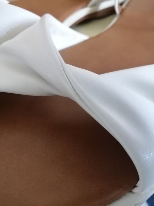 Продам женские сандали