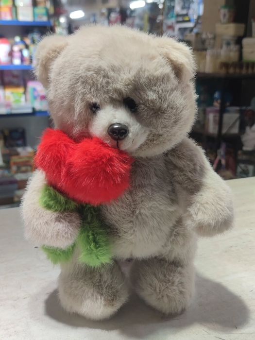 Игрушка мягкая Мишка с сердечком.