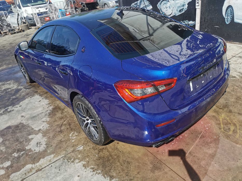 dezmembrez Maserati Ghibli 3.0d/bara spate maserati/usa maserati ghibl
