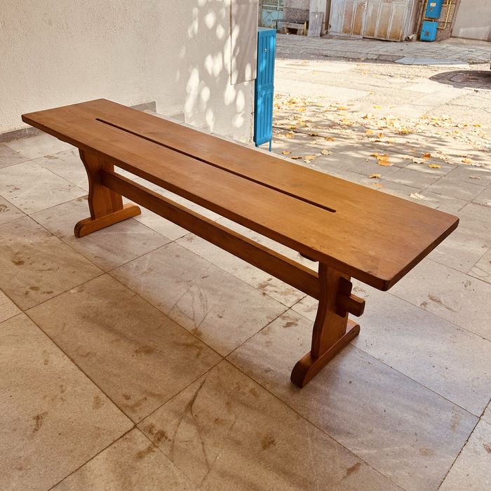 Масивна дървена пейка в рустикален стил – ръчна изработка