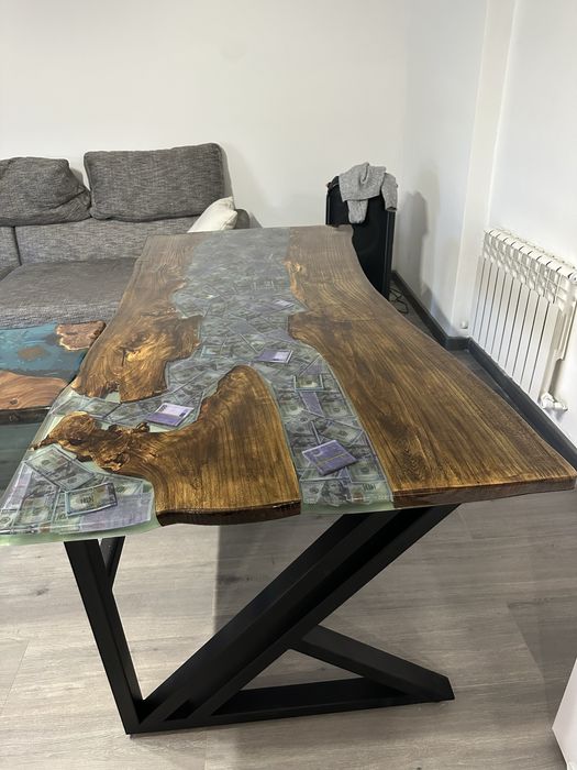 Столы с эпоксидной смолой, карагач