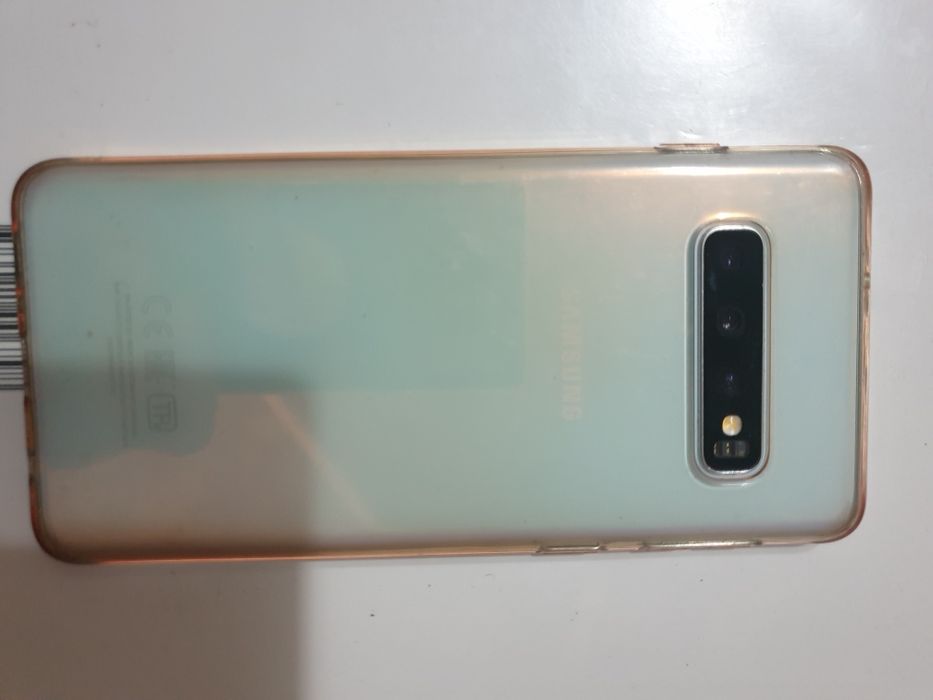 Продаётся самсунг с 10 8/128 гб