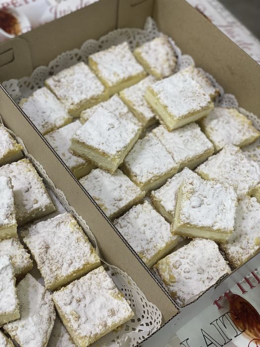 Shirinlik. Tvarojni sotiladi juda-juda shirin sveji qilibberamiz