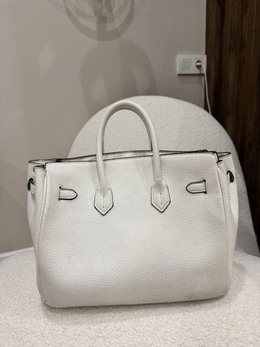 Женская сумка белая