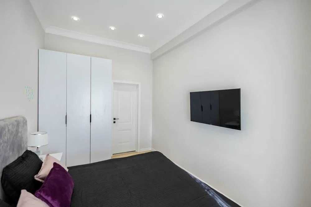 Сдается ШИКАРНАЯ квартира 2/6/13 в ЖК Алмазар Сити!  989*