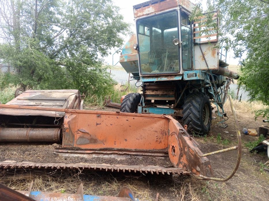 Запчасти на комбайн Енисей 1200 БУ
