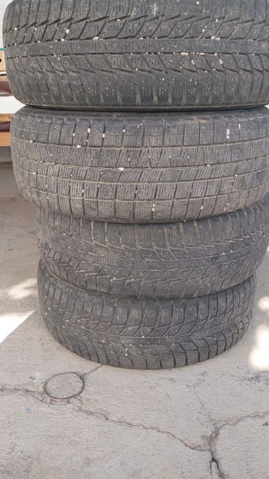 Продам зимние шины