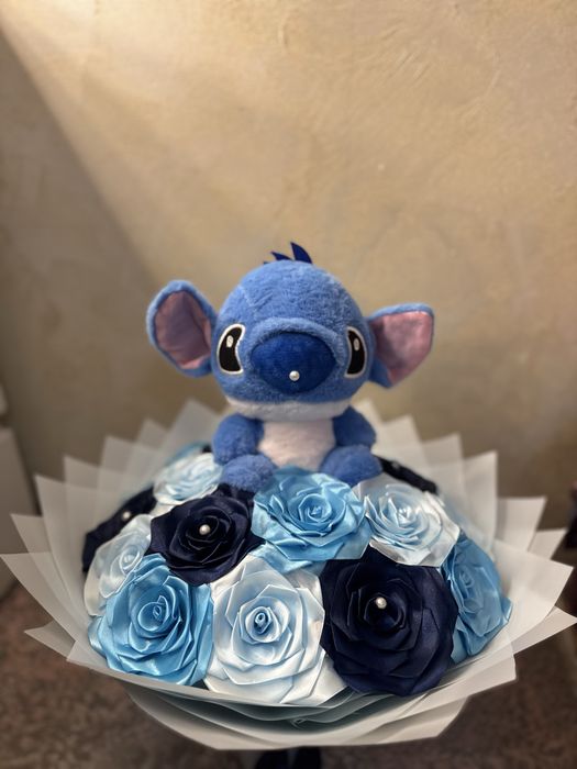 Buchete făcute manual din satin