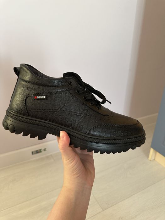 Зимние ботинки отличного качества!